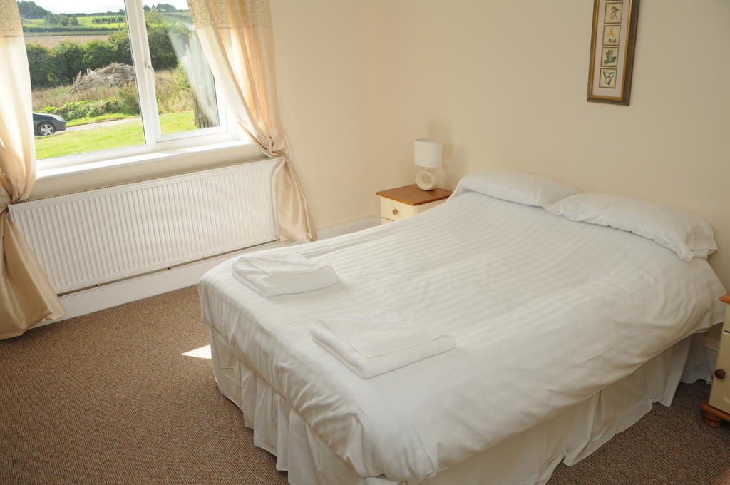 The Cardinals Hatt Ltd Motel Saltash Phòng bức ảnh